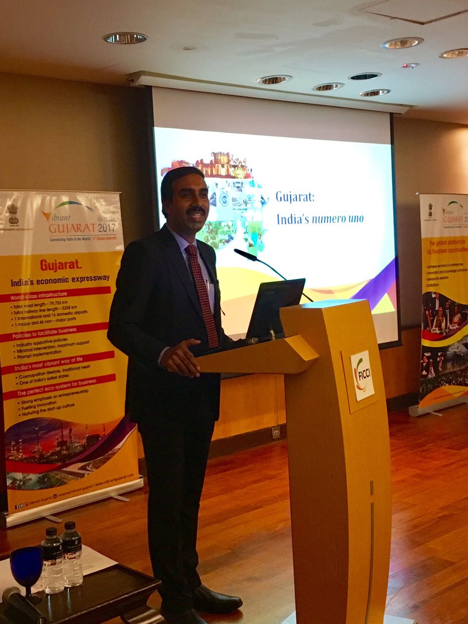 Delegation Leader from Indian state Gujarat at the roadshow in Singapore (3)
